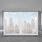Aperturee - Weißes Fenster und schneebedeckter Baum Winterszenen Hintergrund